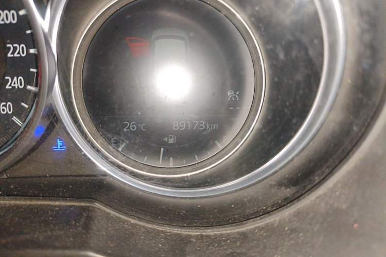 Used Mazda CX-8 2019 2.5L Four-Wheel Drive Deluxe Edition Odometer Close Up