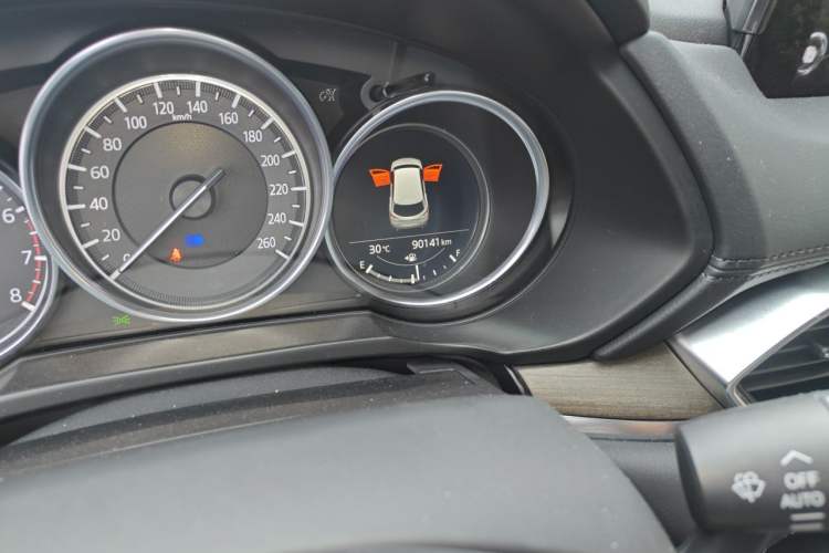 Used Mazda CX-8 2019 2.5L Four-Wheel Drive Flagship Model Odometer Close Up