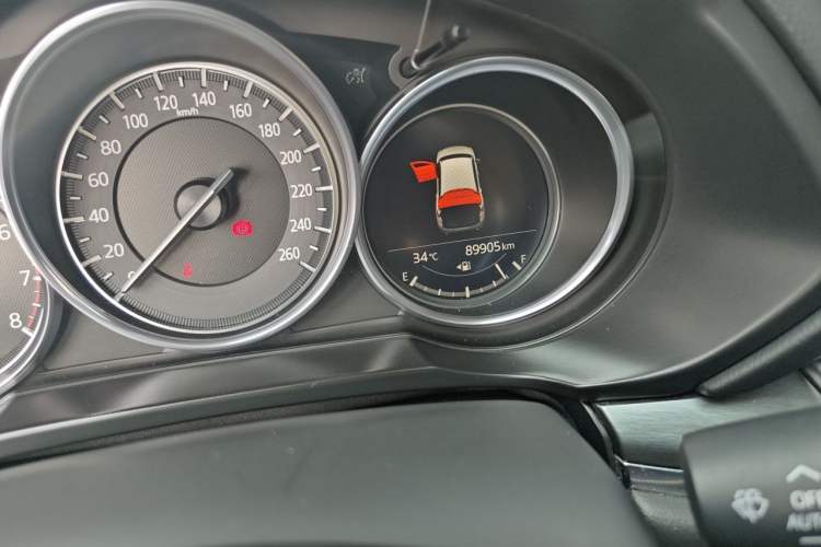 Used Mazda CX-8 2019 2.5L Four-Wheel Drive Flagship Model Odometer Close Up