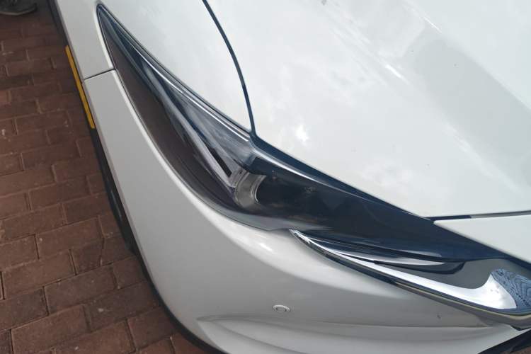 Used Mazda CX-8 2019 2.5L Two-Wheel Drive Prestige Version Right Front Headlight