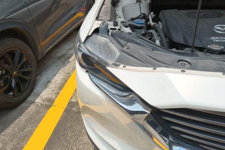 Used Mazda CX-8 2019 2.5L Four-Wheel Drive Deluxe Edition Right Front Headlight