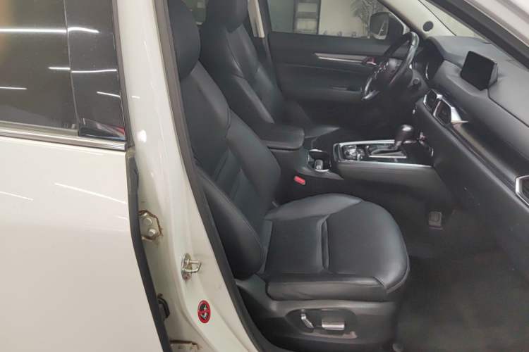 Used Mazda CX-8 2019 2.5L Four-Wheel Drive Deluxe Edition Right Front Seat