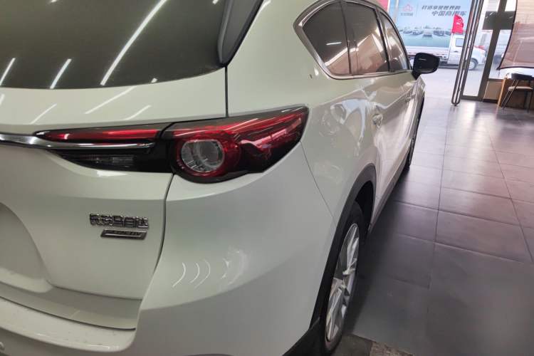 Used Mazda CX-8 2019 2.5L Four-Wheel Drive Deluxe Edition Right Rear Taillight