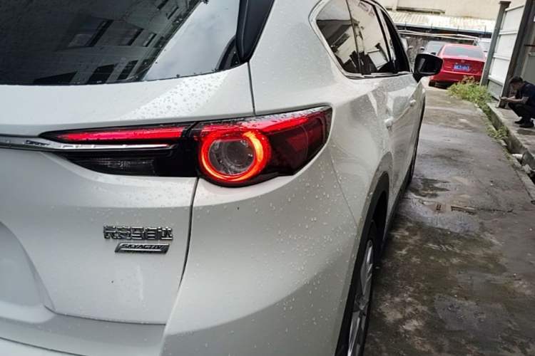 Used Mazda CX-8 2019 2.5L Four-Wheel Drive Deluxe Edition Right Rear Taillight