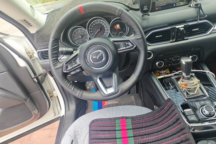 Used Mazda CX-8 2019 2.5L Two-Wheel Drive Prestige Version Steering Wheel