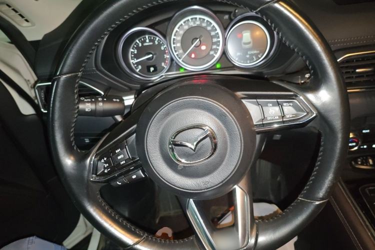 Used Mazda CX-8 2019 2.5L Two-Wheel Drive Luxury Version Steering Wheel