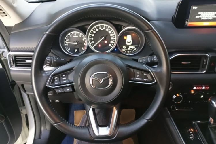 Used Mazda CX-8 2019 2.5L Two-Wheel Drive Luxury Version Steering Wheel
