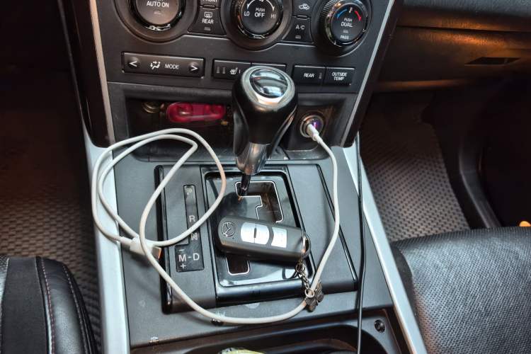 Used Mazda CX-9 2013 3.7L Automatic Standard Edition Gear Lever