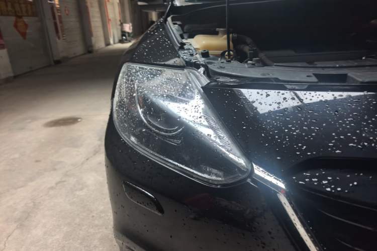 Used Mazda CX-9 2013 3.7L Automatic Standard Edition Right Front Headlight