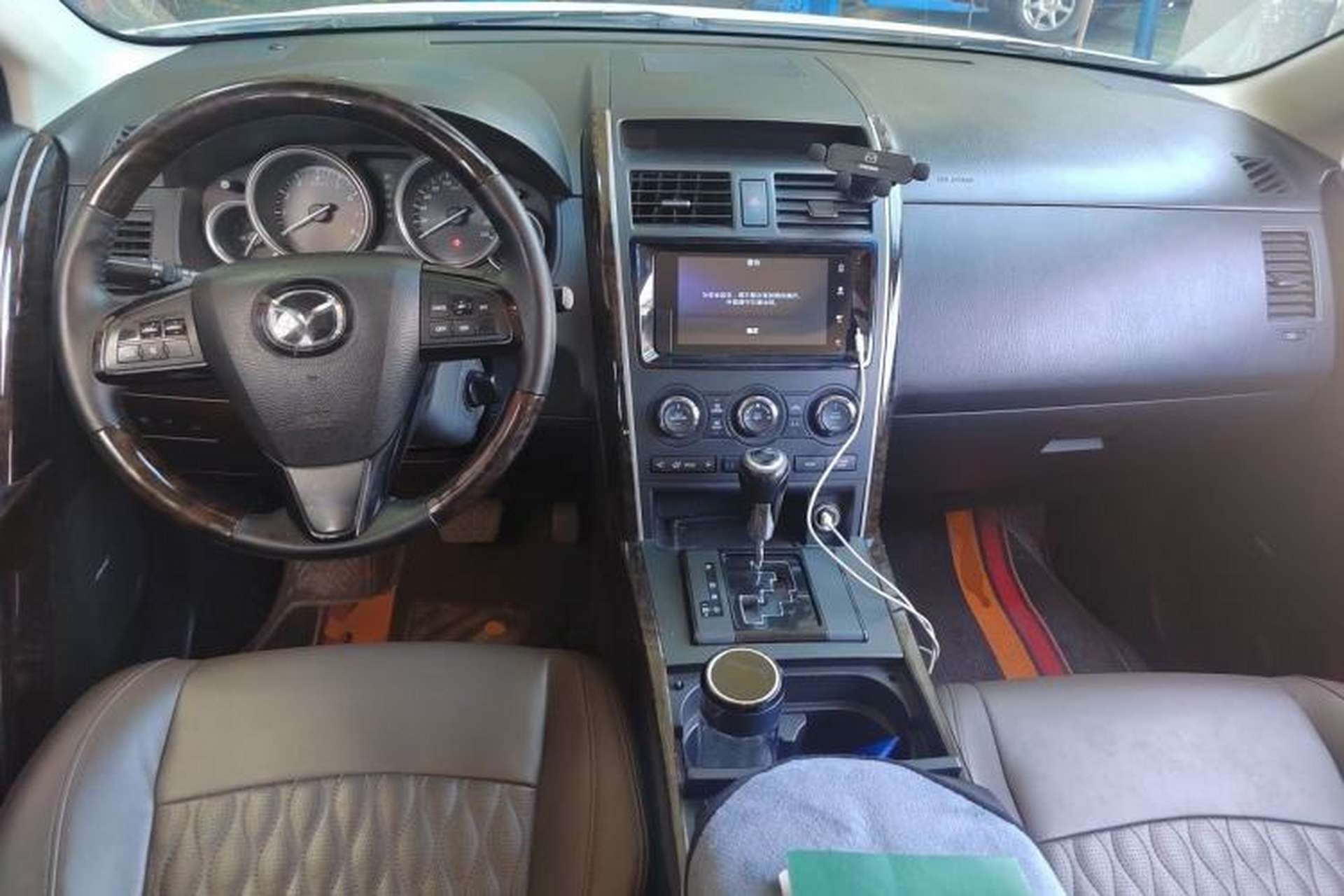 Used Mazda CX-9 2013 3.7L Automatic Standard Edition Center Console