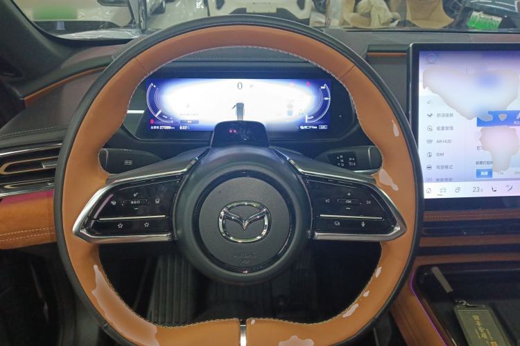 Used Mazda EZ-6 2024 Range-Extended 200 Luxury Edition Steering Wheel
