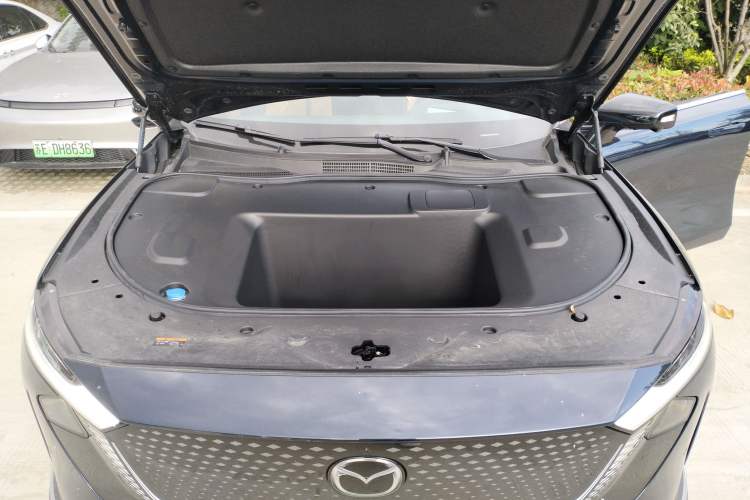 Used Mazda EZ-6 2024 Pure Electric 600 ZhiZun Edition Engine Bay