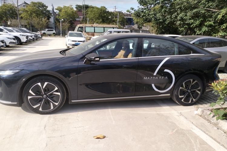 Used Mazda EZ-6 2024 Pure Electric 600 ZhiZun Edition Left Side