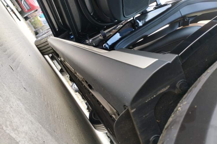 Used Mazda EZ-6 2024 Pure Electric 600 ZhiZun Edition Left Side Sill