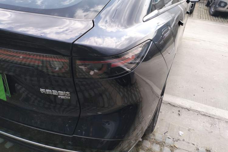 Used Mazda EZ-6 2024 Pure Electric 600 ZhiZun Edition Right Rear Taillight