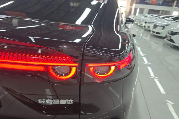 Used Mazda EZ-6 2024 Range-Extended 200 Zhiya Edition Right Rear Taillight
