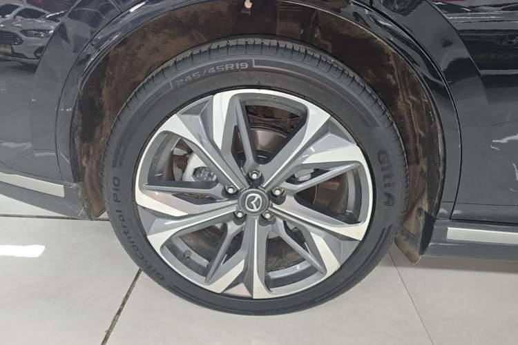 Used Mazda EZ-6 2024 Range-Extended 200 Zhiya Edition Right Rear Wheel Hub