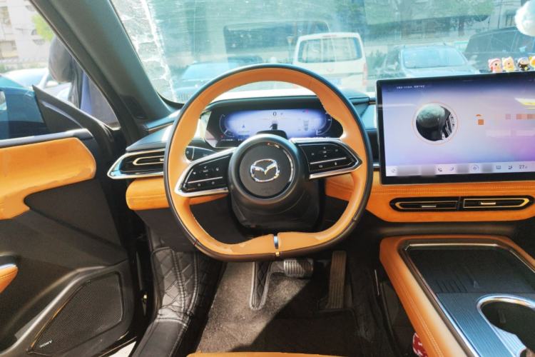Used Mazda EZ-6 2024 Pure Electric 600 ZhiZun Edition Steering Wheel