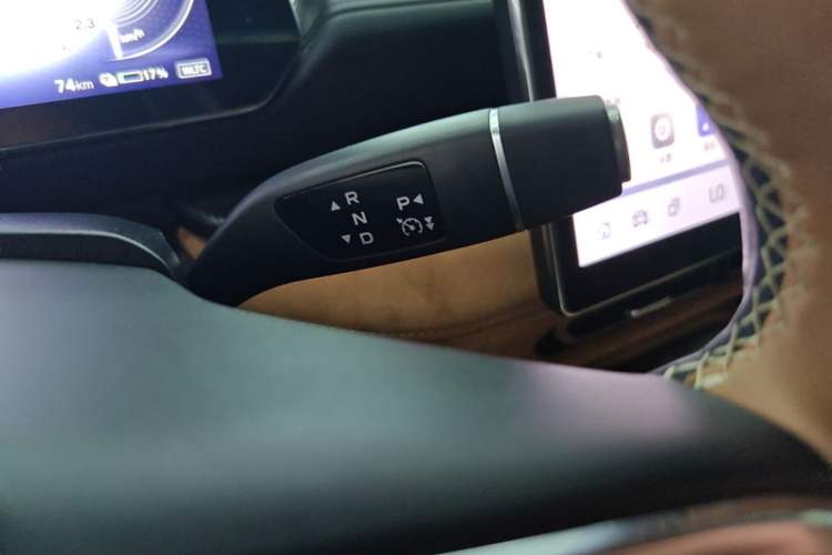 Used Mazda EZ-6 2024 Pure Electric 600 ZhiZun Edition Gear Lever