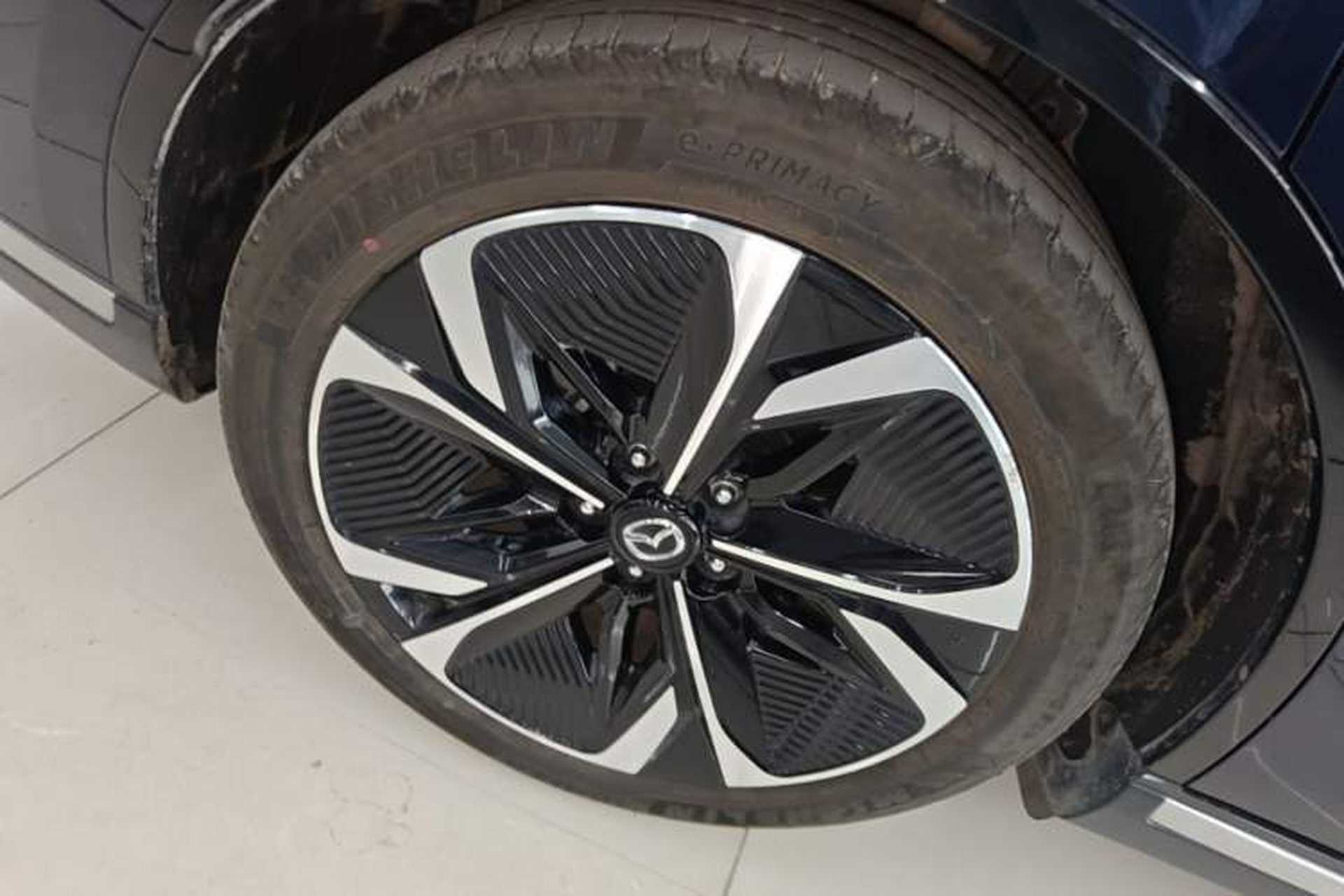 Used Mazda EZ-6 2024 Pure Electric 600 ZhiZun Edition Right Rear Wheel Hub