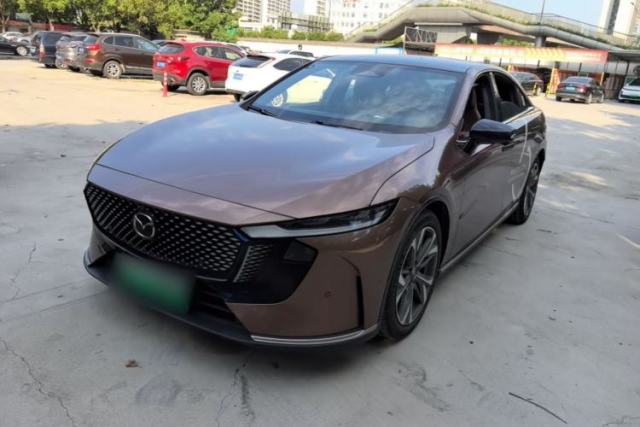 Used Mazda EZ-6 2024 Range-Extended 200 Luxury Edition