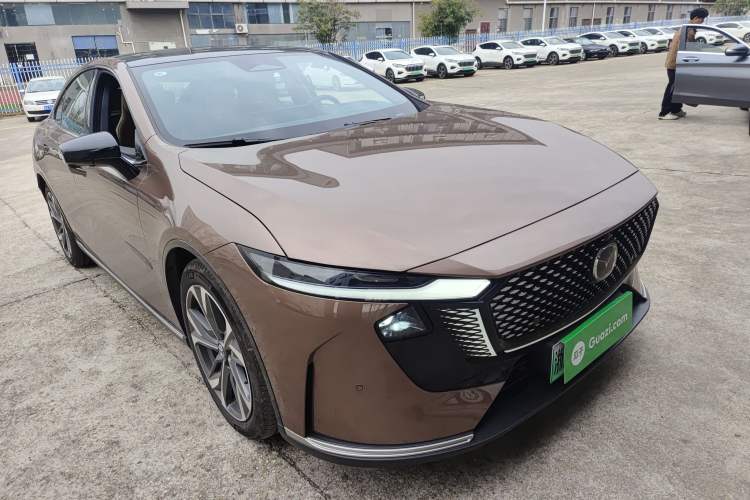 Used Mazda EZ-6 2024 Range-Extended 200 Luxury Edition Exterior 2