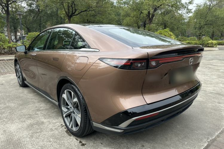 Used Mazda EZ-6 2024 Range-Extended 200 Luxury Edition Exterior 7