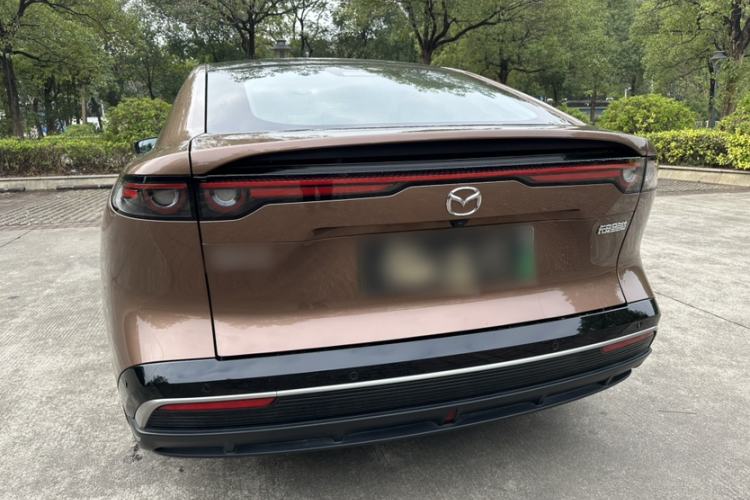 Used Mazda EZ-6 2024 Range-Extended 200 Luxury Edition Exterior 8