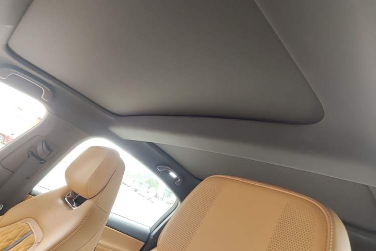 Used Mazda EZ-6 2024 Range-Extended 200 Luxury Edition Headliner