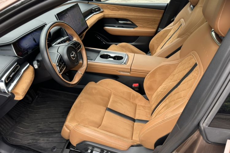Used Mazda EZ-6 2024 Range-Extended 200 Luxury Edition Interior 1