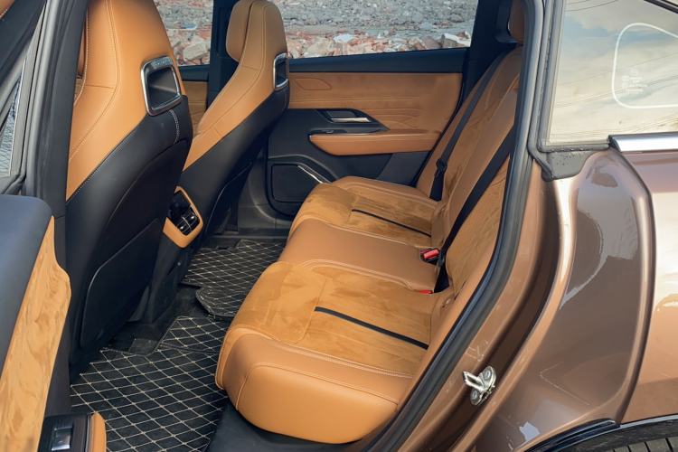 Used Mazda EZ-6 2024 Range-Extended 200 Luxury Edition Interior 1