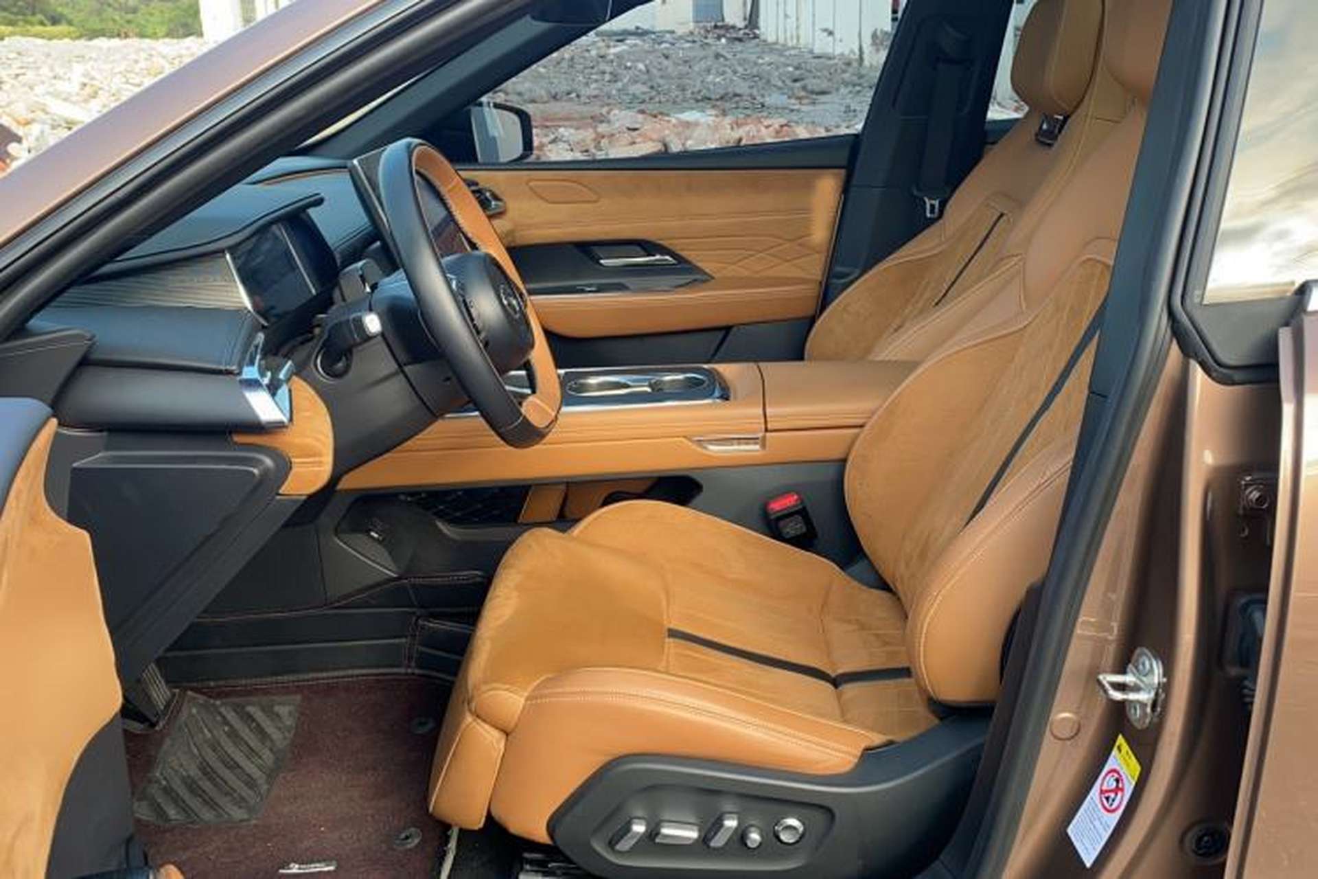 Used Mazda EZ-6 2024 Range-Extended 200 Luxury Edition Left Front Seat