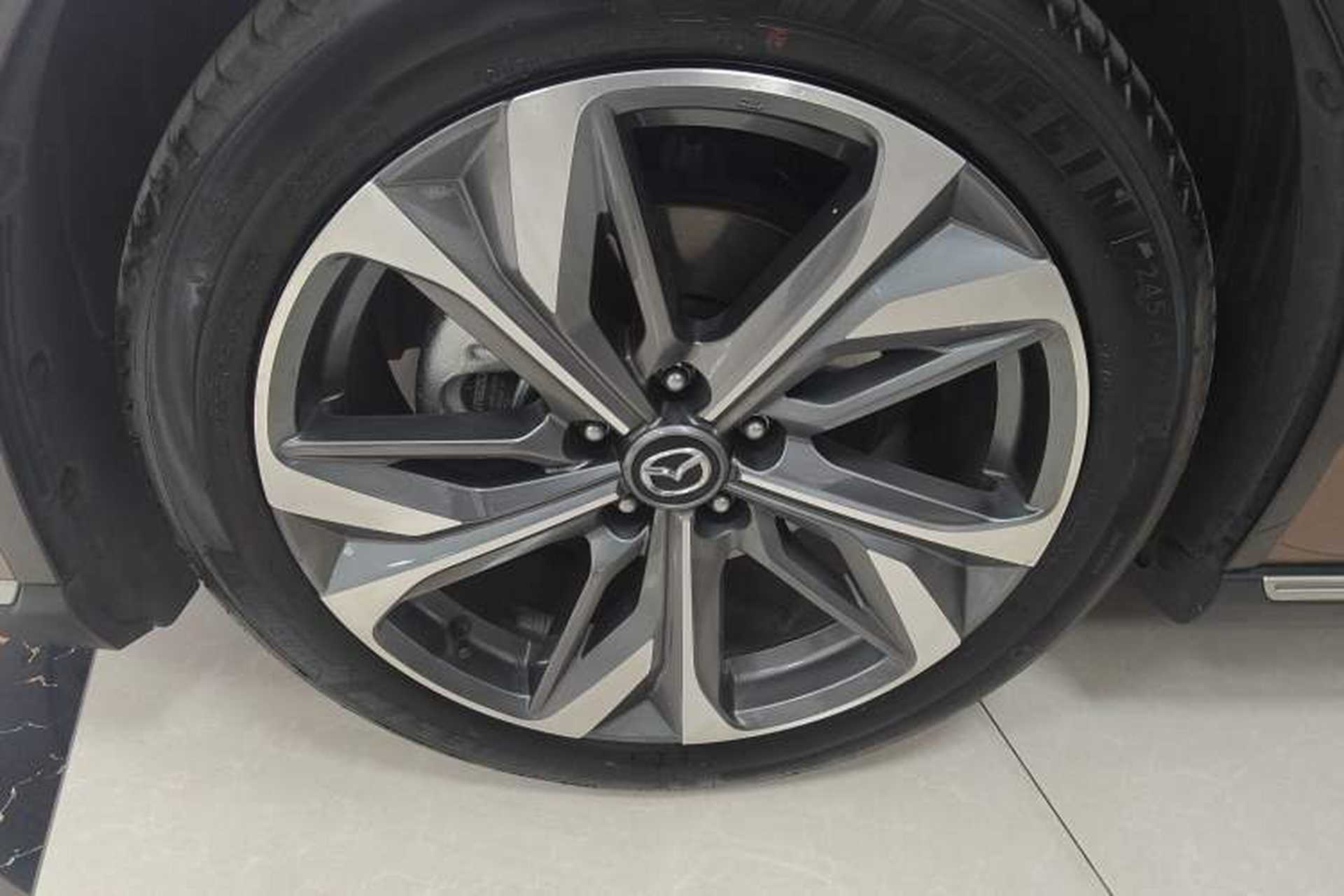 Used Mazda EZ-6 2024 Range-Extended 200 Luxury Edition Left Front Wheel Hub