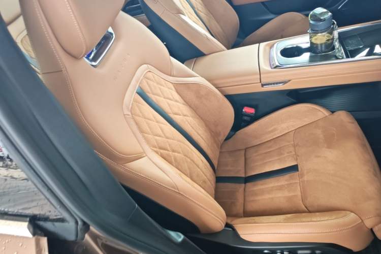 Used Mazda EZ-6 2024 Range-Extended 200 Zhiya Edition Right Front Seat