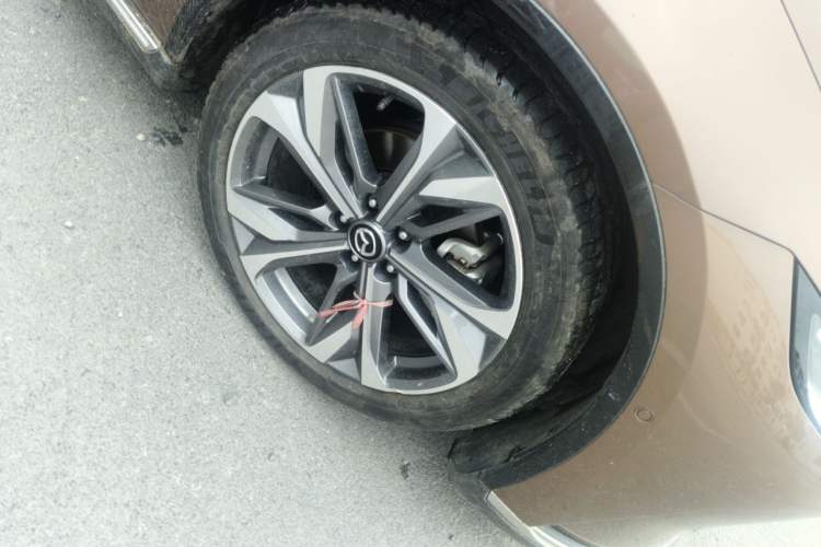 Used Mazda EZ-6 2024 Range-Extended 200 Luxury Edition Right Front Wheel Hub