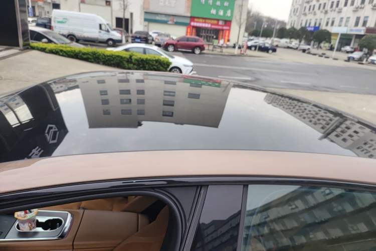 Used Mazda EZ-6 2024 Range-Extended 200 Luxury Edition Roof