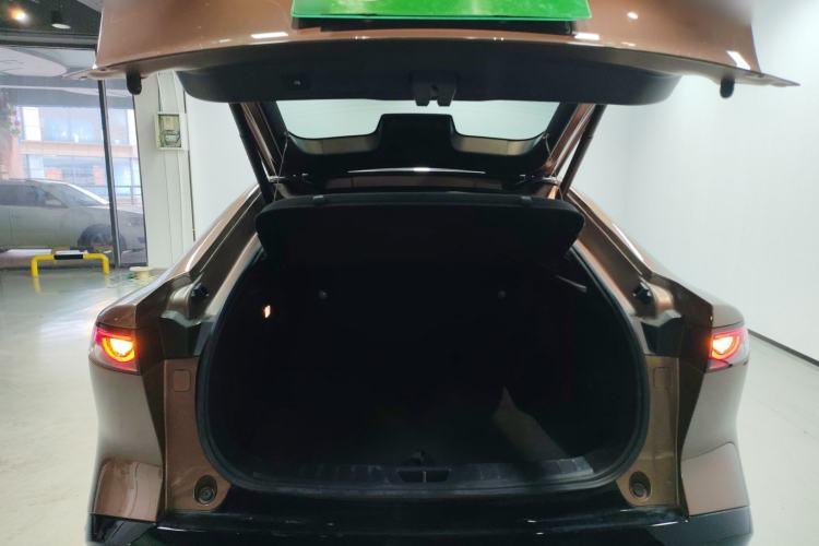 Used Mazda EZ-6 2024 Range-Extended 200 Luxury Edition Trunk