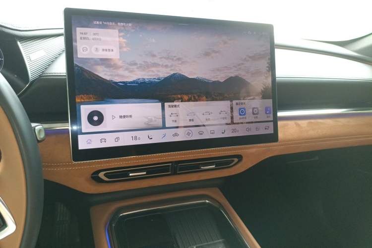 Used Mazda EZ-6 2024 Pure Electric 600 ZhiZun Edition Audio And AC Panel