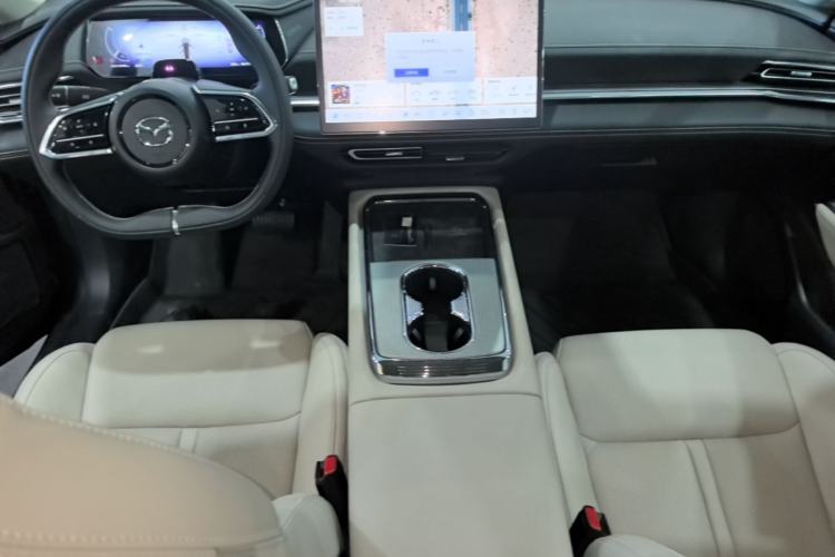 Used Mazda EZ-6 2024 Pure Electric 480 Zhiyue Edition Center Console