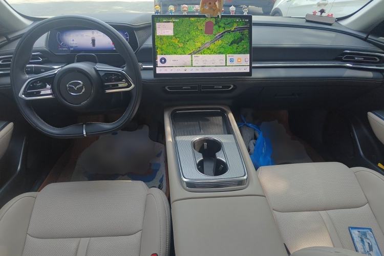 Used Mazda EZ-6 2024 Pure Electric 480 Zhiyue Edition Center Console