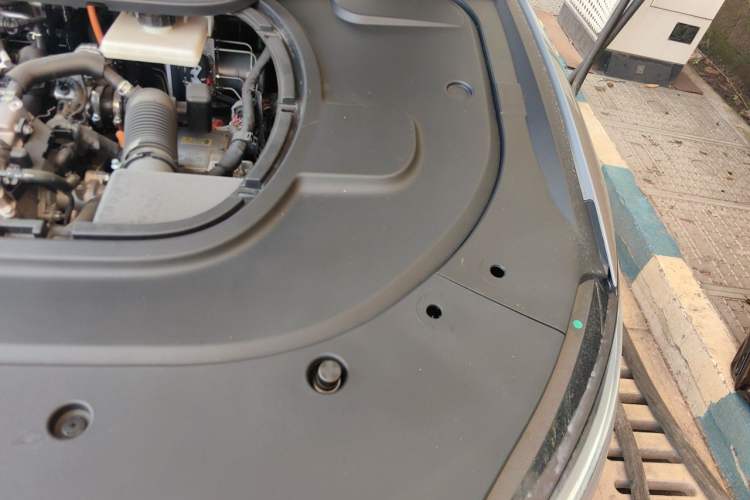 Used Mazda EZ-6 2024 Range-Extended 200 Luxury Edition Engine Bay Left