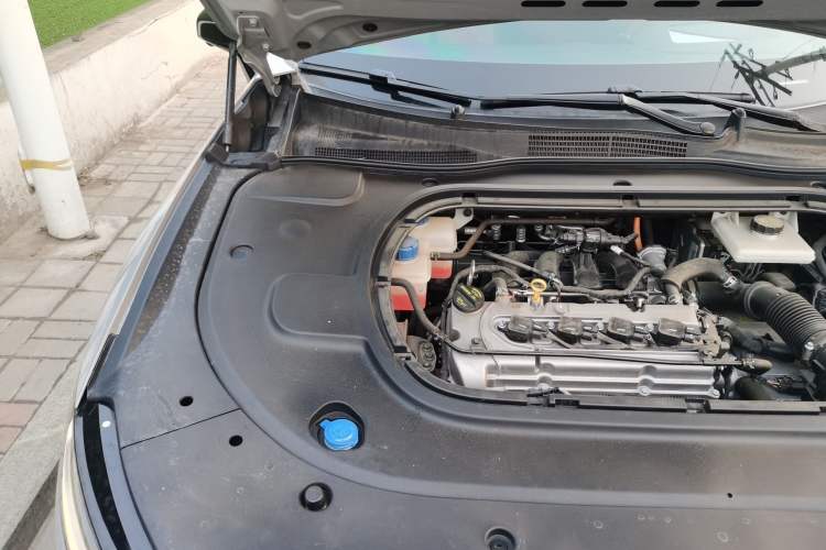 Used Mazda EZ-6 2024 Range-Extended 200 Luxury Edition Engine Bay Right