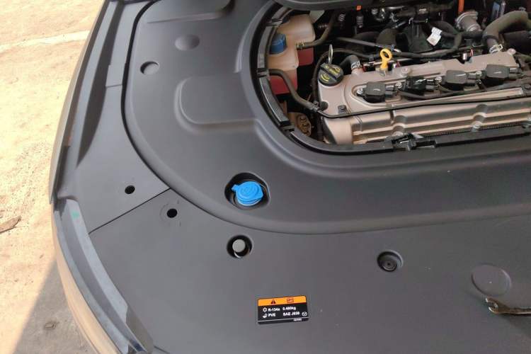 Used Mazda EZ-6 2024 Range-Extended 200 Luxury Edition Engine Bay Right