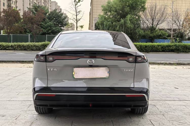 Used Mazda EZ-6 2024 Range-Extended 200 Luxury Edition Exterior 5