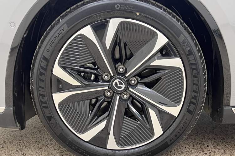 Used Mazda EZ-6 2024 Pure Electric 600 ZhiZun Edition Exterior 7