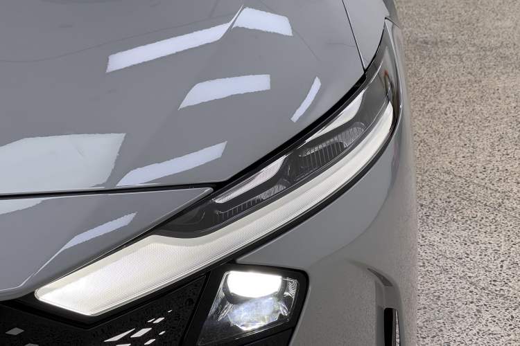 Used Mazda EZ-6 2024 Pure Electric 600 ZhiZun Edition Exterior 8