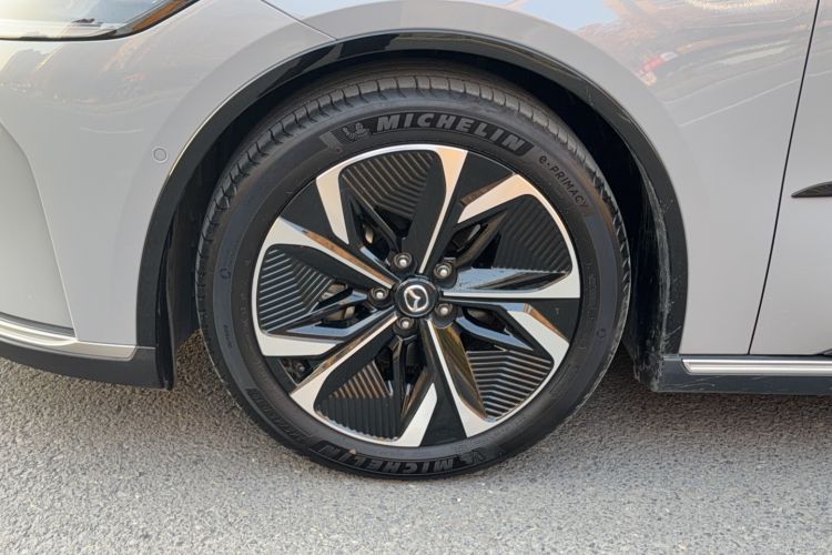 Used Mazda EZ-6 2024 Pure Electric 600 ZhiZun Edition Exterior 9