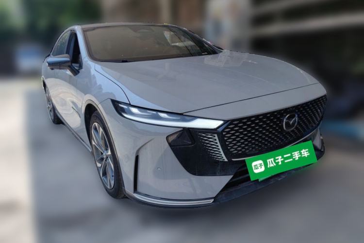 Used Mazda EZ-6 2024 Range-Extended 200 Luxury Edition Front Right 45 Deg