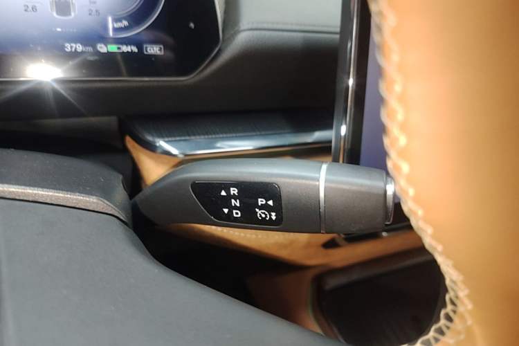 Used Mazda EZ-6 2024 Pure Electric 600 ZhiZun Edition Gear Lever