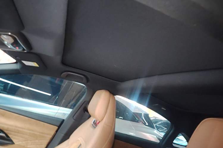 Used Mazda EZ-6 2024 Range-Extended 200 Luxury Edition Headliner